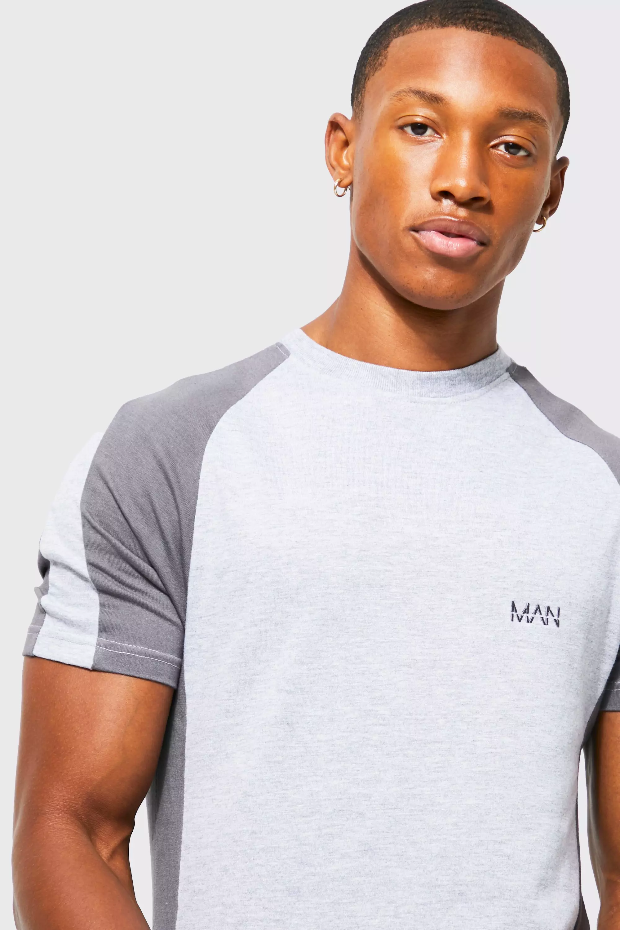 T shirt moulant color block MAN boohooMAN FR
